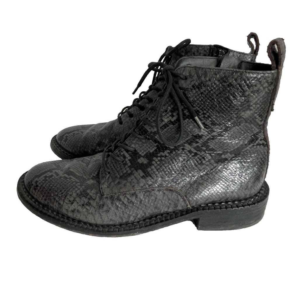 Vince Cabria Boots Womens 6.5M Snakeskin Python Leather Ankle‎ Lace Up Combat